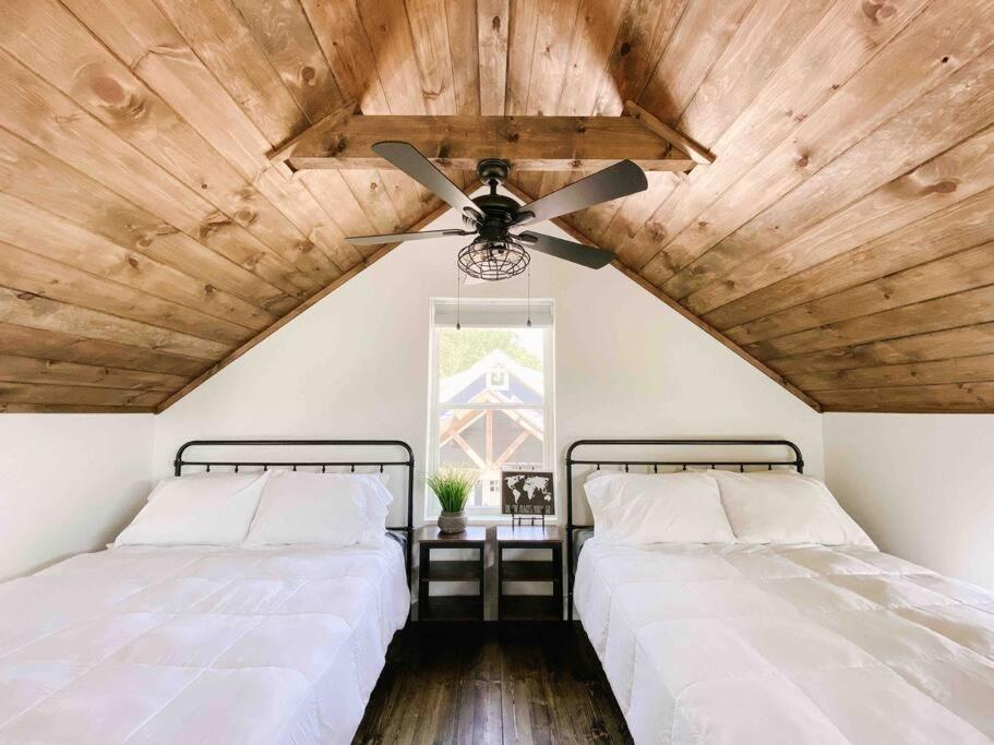 Appartement Cozy Smoky Mountain Tiny House à Pigeon Forge Extérieur photo