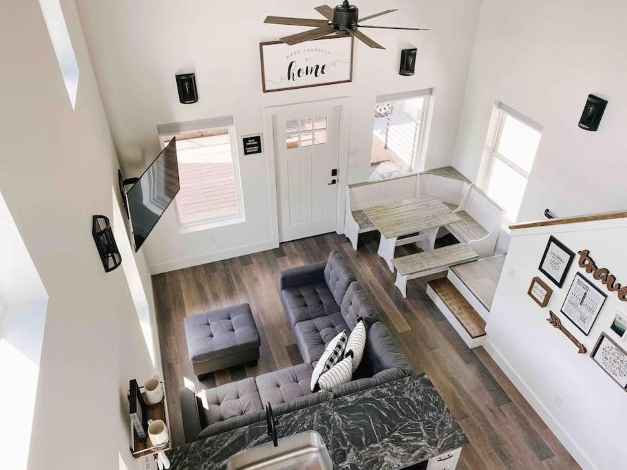 Appartement Cozy Smoky Mountain Tiny House à Pigeon Forge Extérieur photo